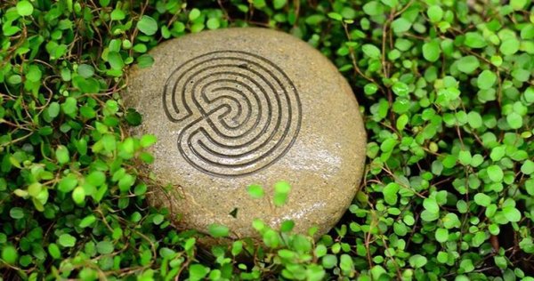 Kretisches Labyrinth Stein medium