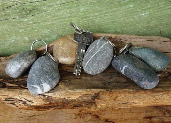 Schlüsselanhänger aus Stein
