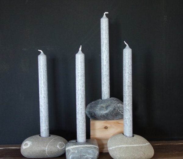 Kerzenständer aus Stein medium